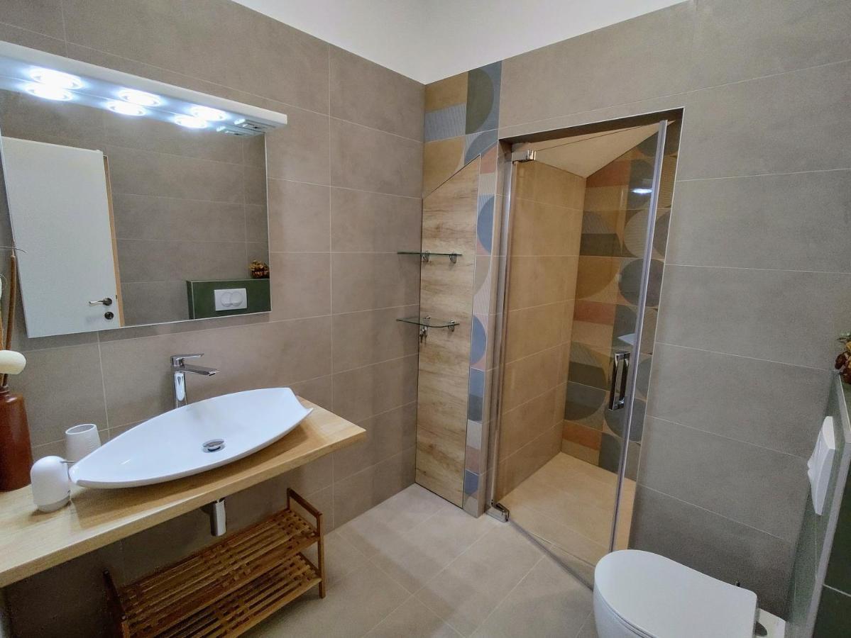Apartmani Ines Drasnice Exterior foto